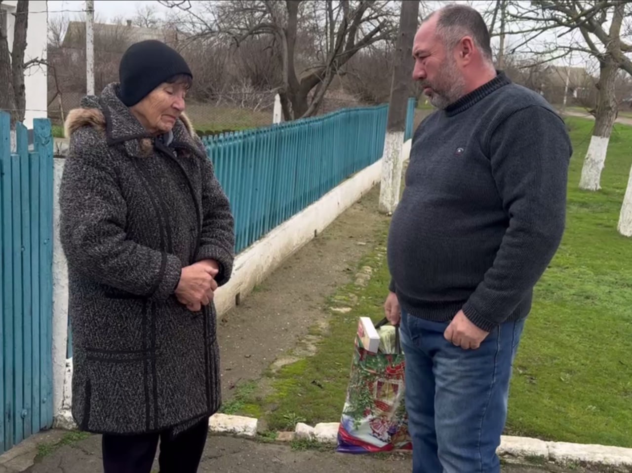 Ко Дню Героев Отечества «Единая Россия» передала адресную помощь семьям участников СВО в Геническом и Горностаевском округе Ко Дню Героев Отечества «Единая Россия» передала адресную помощь семьям участников СВО в Геническом и Горностаевском округе