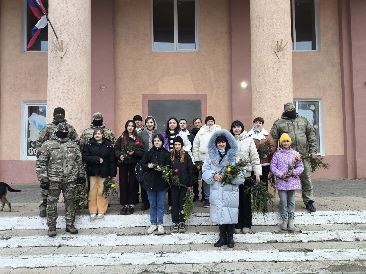 Торжественный митинг-реквием «Памяти героев» прошел в селе Вольное при поддержке «Единой России» Торжественный митинг-реквием «Памяти героев» прошел в селе Вольное при поддержке «Единой России»
