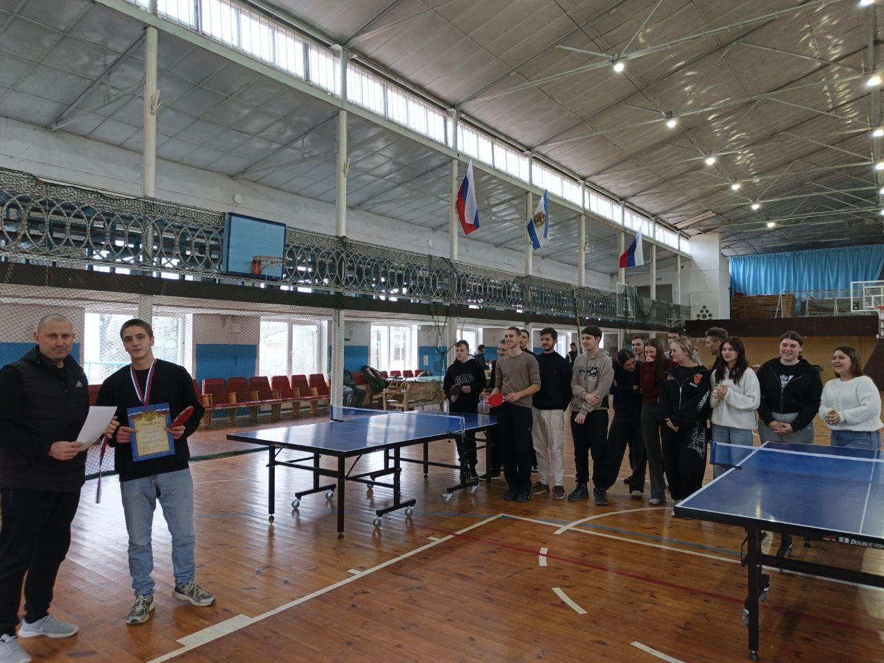 День героев в движении. 09 декабря 2025 года в ГБУЗ ХО «Генический медицинский колледж» состоялось яркое первенство по теннису, посвящённое Дню Героев Отечества День героев в движении. 09 декабря 2025 года в ГБУЗ ХО «Генический медицинский колледж» состоялось яркое первенство по теннису, посвящённое Дню Героев Отечества