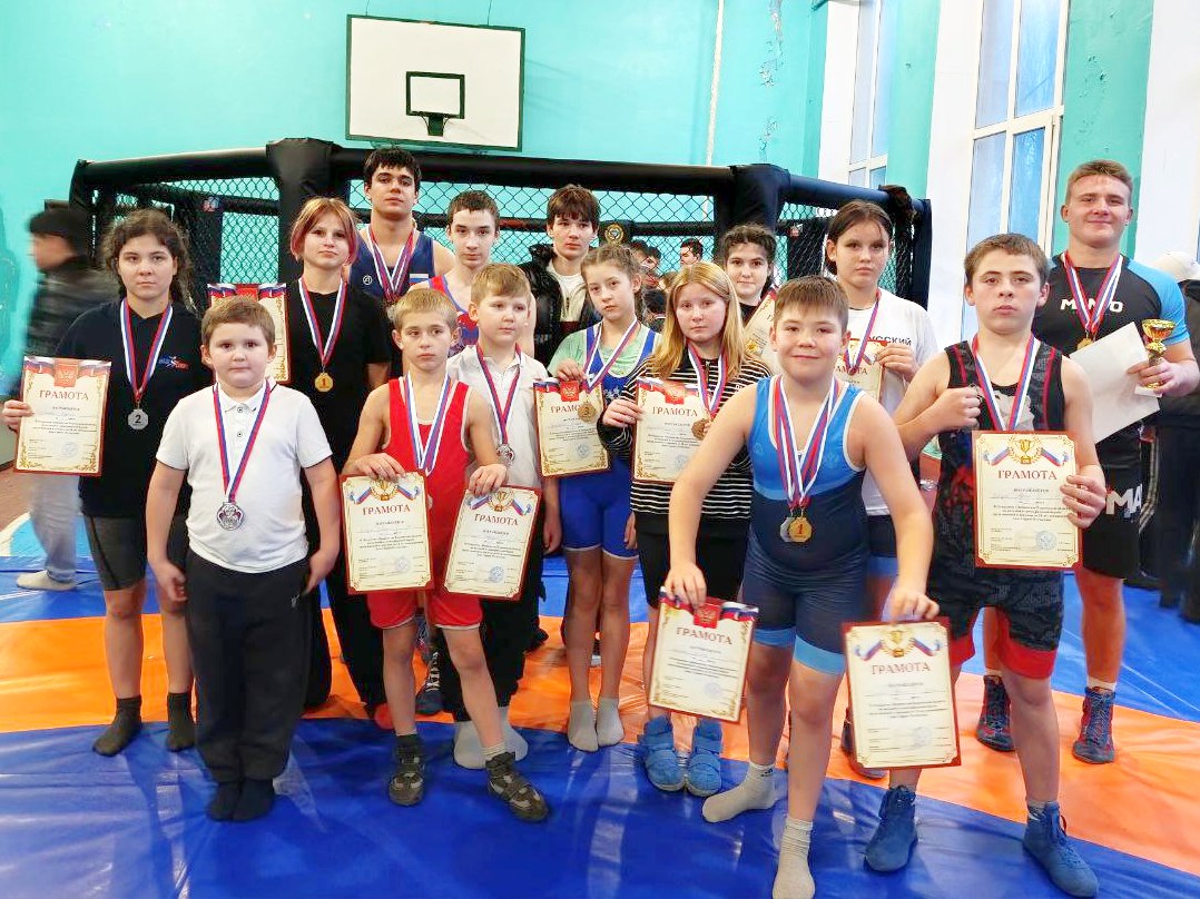 Грядет новое поколение. И оно уже берет свои первые вершины Грядет новое поколение. И оно уже берет свои первые вершины