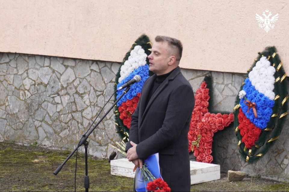 В Геническом округе прошли торжества в память о Героях Отечества В Геническом округе прошли торжества в память о Героях Отечества