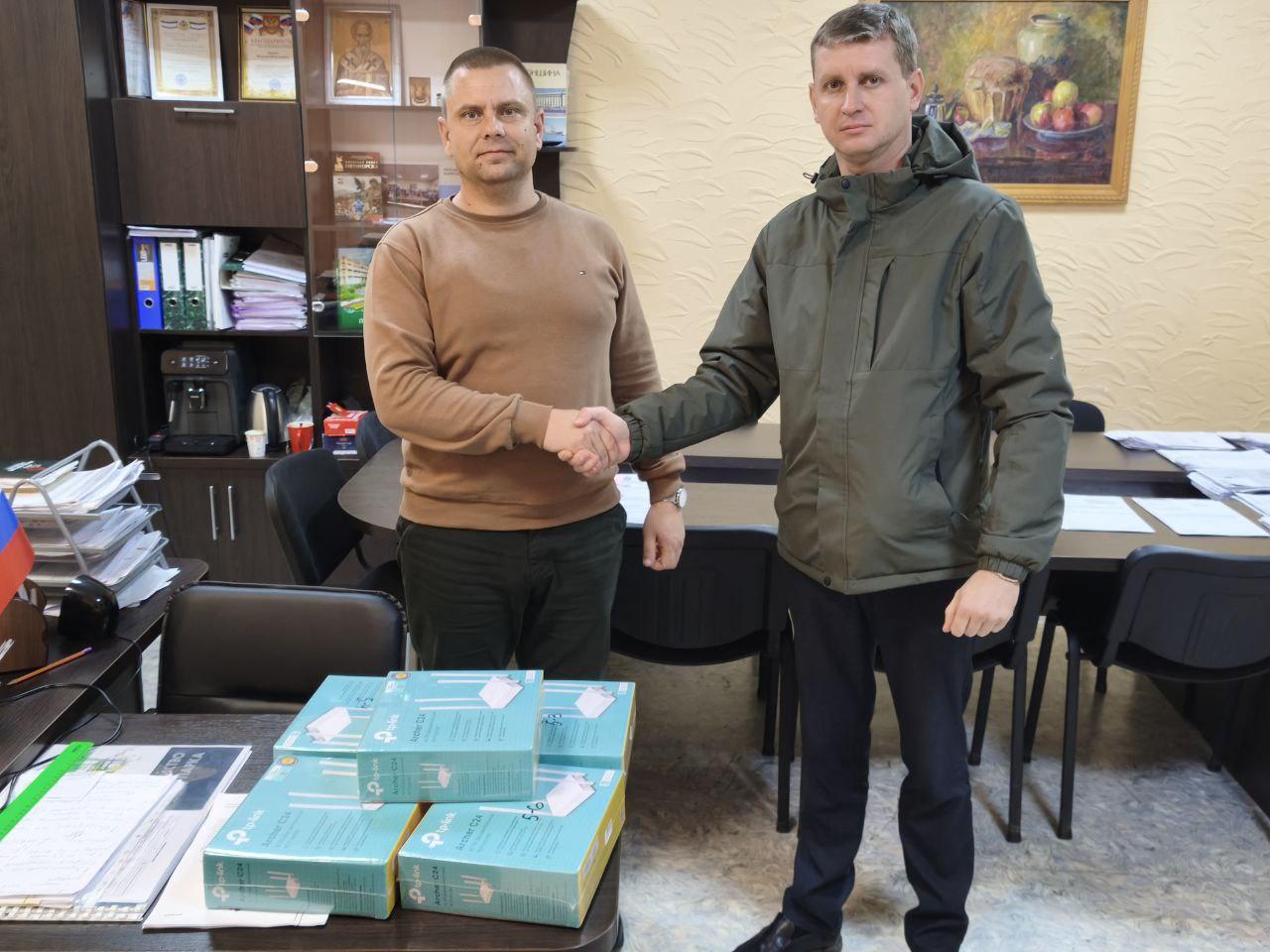 Адыгея и Херсонская область обменялись детскими посылками добра Адыгея и Херсонская область обменялись детскими посылками добра