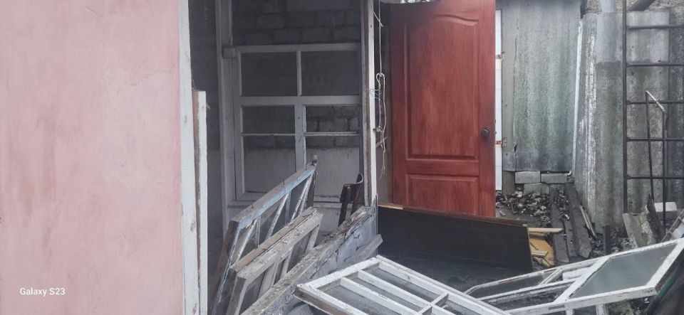 Коммунальные службы Геническа оперативно ликвидируют последствия атаки БПЛА Коммунальные службы Геническа оперативно ликвидируют последствия атаки БПЛА