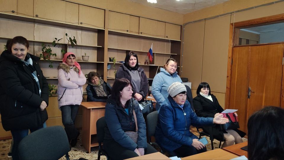 Депутаты «Единой России» принимают обращения в ходе Декады приемов граждан в округах Депутаты «Единой России» принимают обращения в ходе Декады приемов граждан в округах