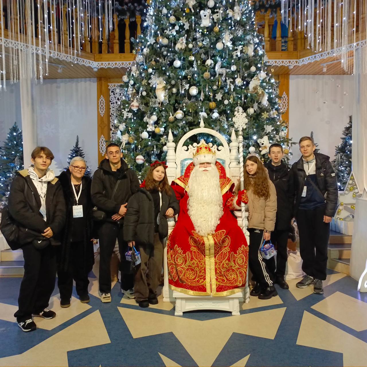 Больше, чем новогодняя сказка для молодежи Херсонской области Больше, чем новогодняя сказка для молодежи Херсонской области