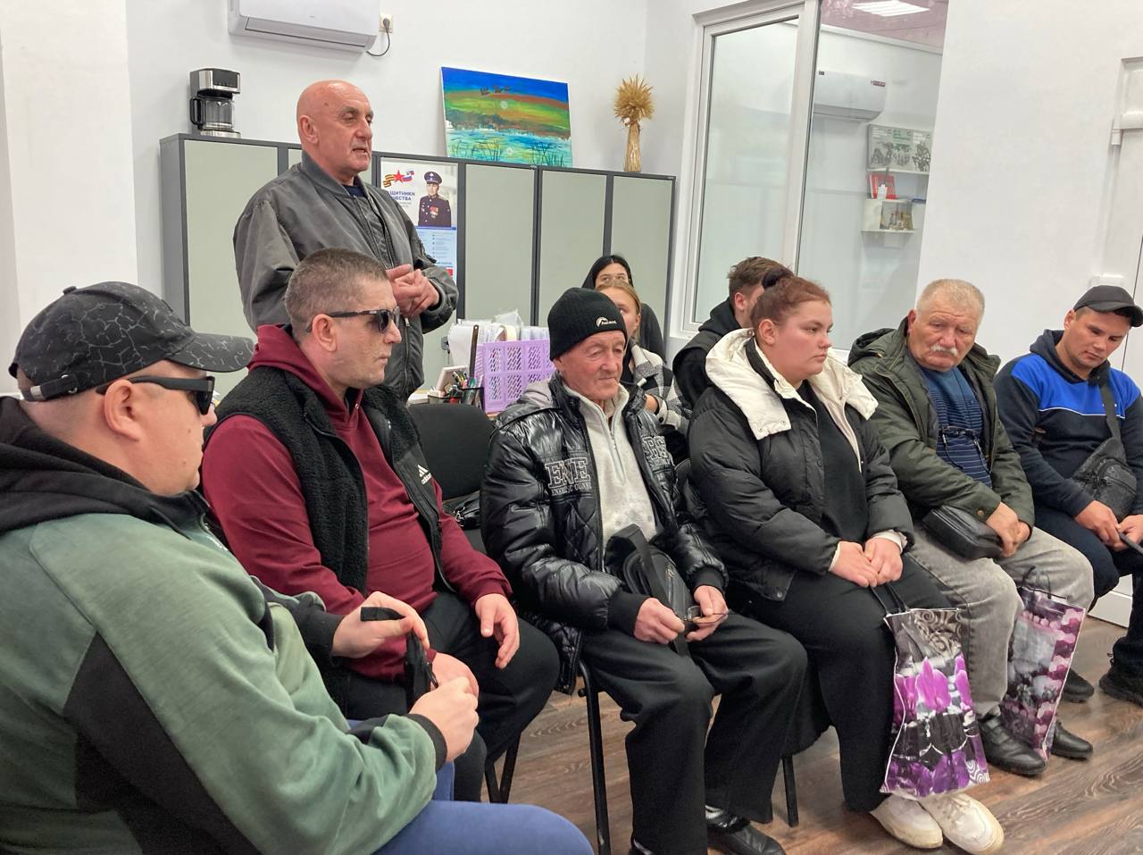 Заместитель прокурора Генического района провел личный прием ветеранов СВО и членов их семей в филиале фонда «Защитники Отечества» Заместитель прокурора Генического района провел личный прием ветеранов СВО и членов их семей в филиале фонда «Защитники Отечества»