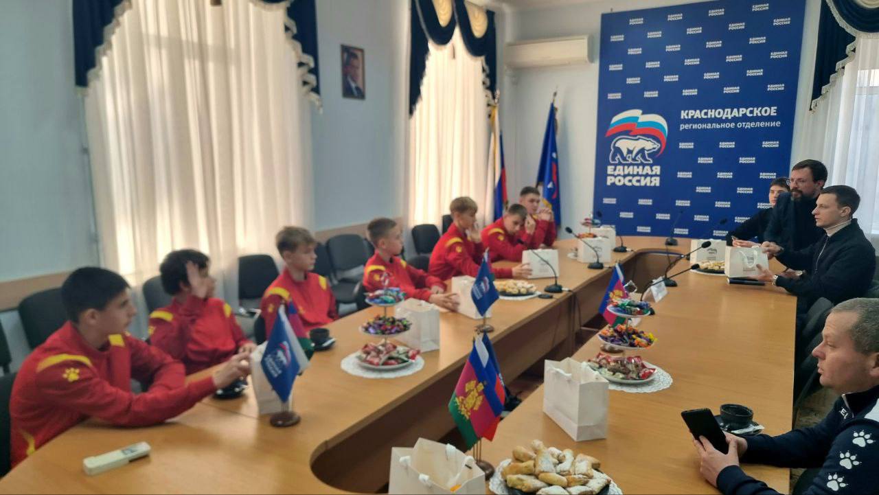 Спортивный клуб "Аматор" пгт Спортивный клуб "Аматор" пгт