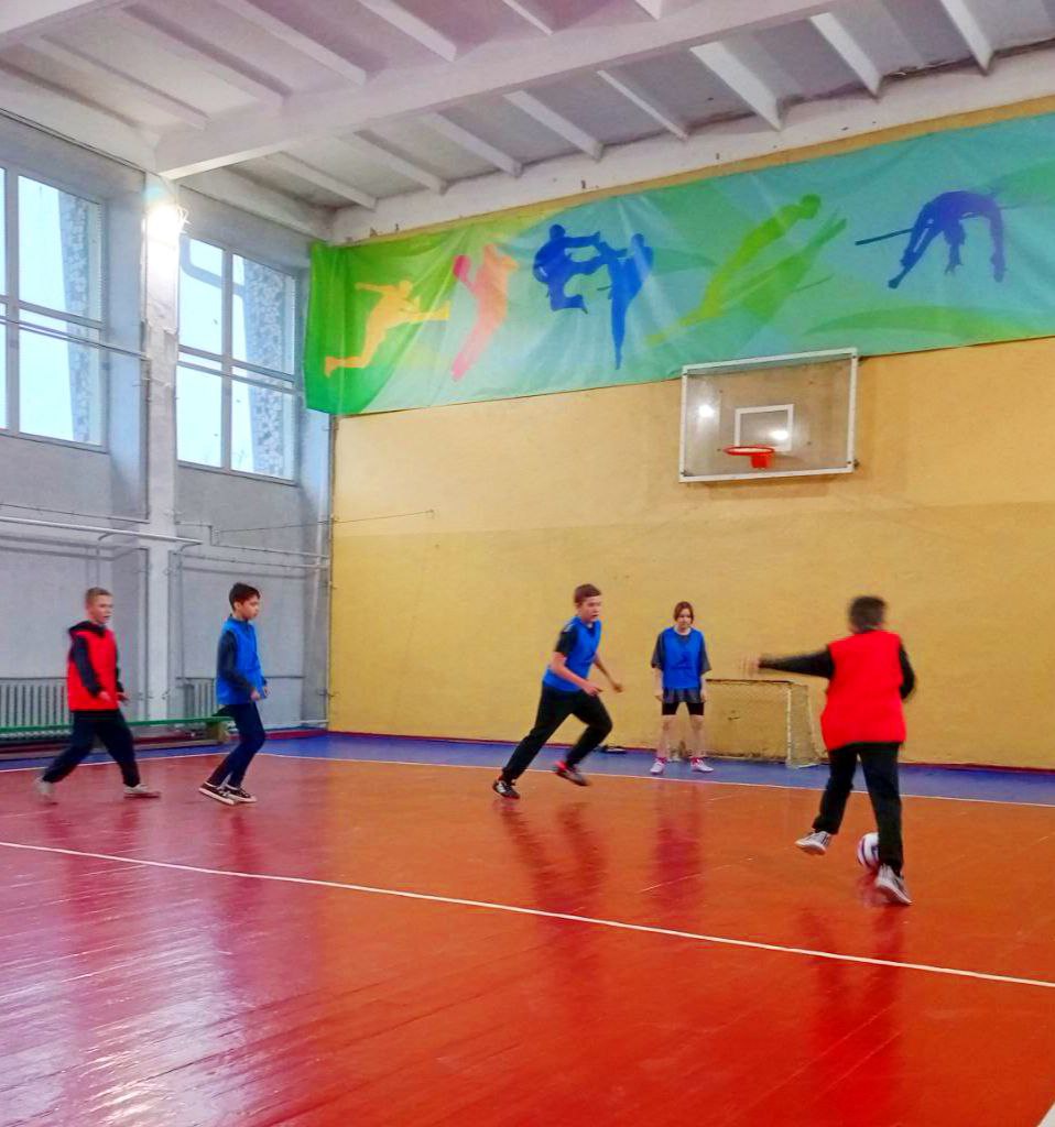 Детская тренировка по футболу в КАЛАНЧАКЕ! Детская тренировка по футболу в КАЛАНЧАКЕ!