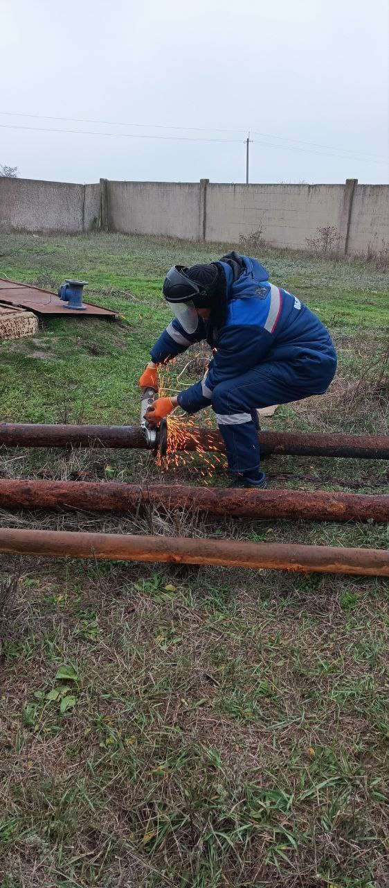 Сотрудники Чаплинского ТПУ ремонтные работы, направленных на повышение надежности и эффективности коммунальной инфраструктуры Сотрудники Чаплинского ТПУ ремонтные работы, направленных на повышение надежности и эффективности коммунальной инфраструктуры