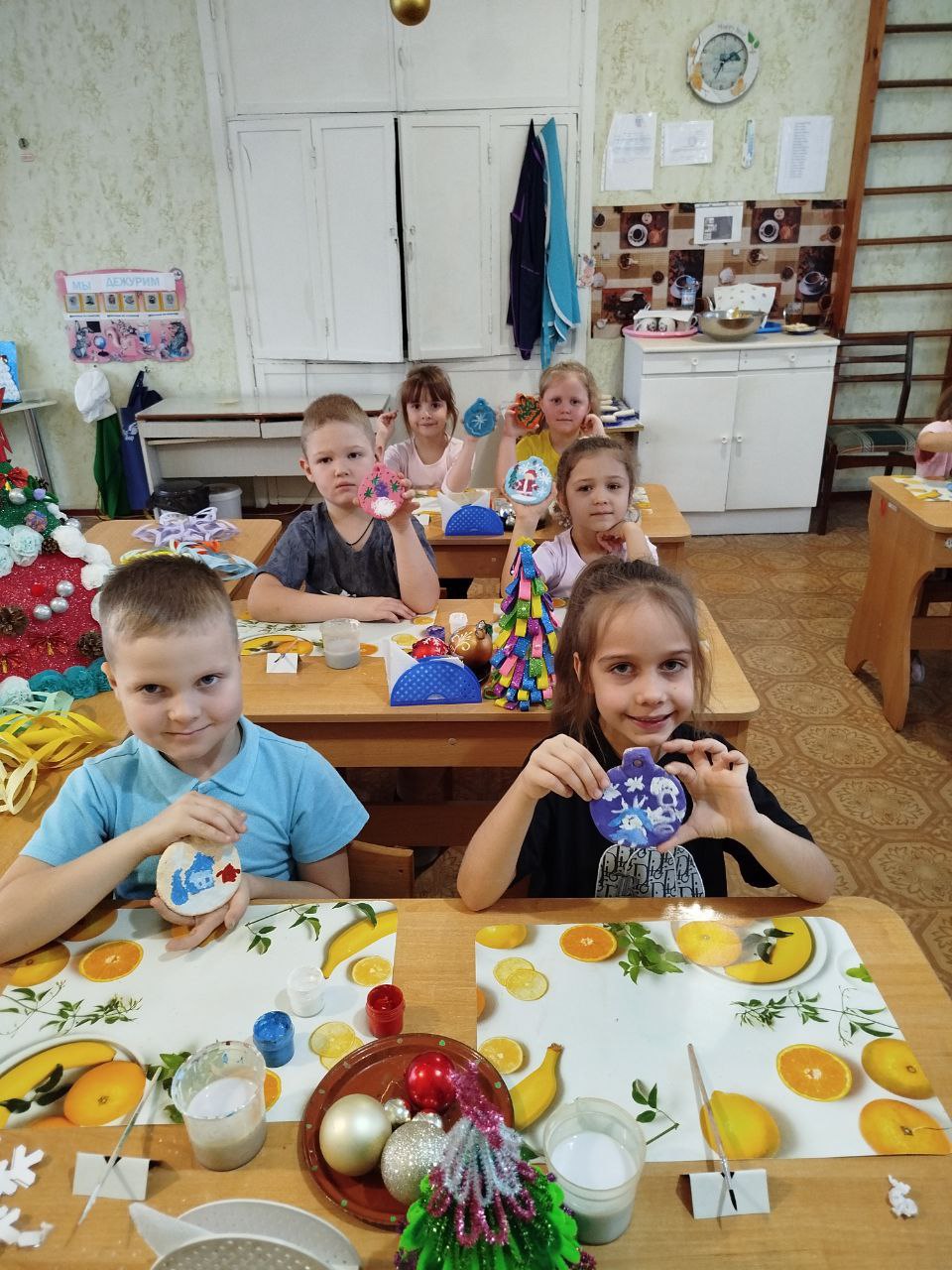 В детском саду «Колокольчик» создали волшебные новогодние игрушки В детском саду «Колокольчик» создали волшебные новогодние игрушки