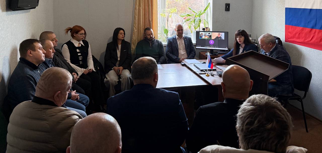 Состоялась 41-я сессия первого созыва Совета депутатов Голопристанского муниципального округа Состоялась 41-я сессия первого созыва Совета депутатов Голопристанского муниципального округа