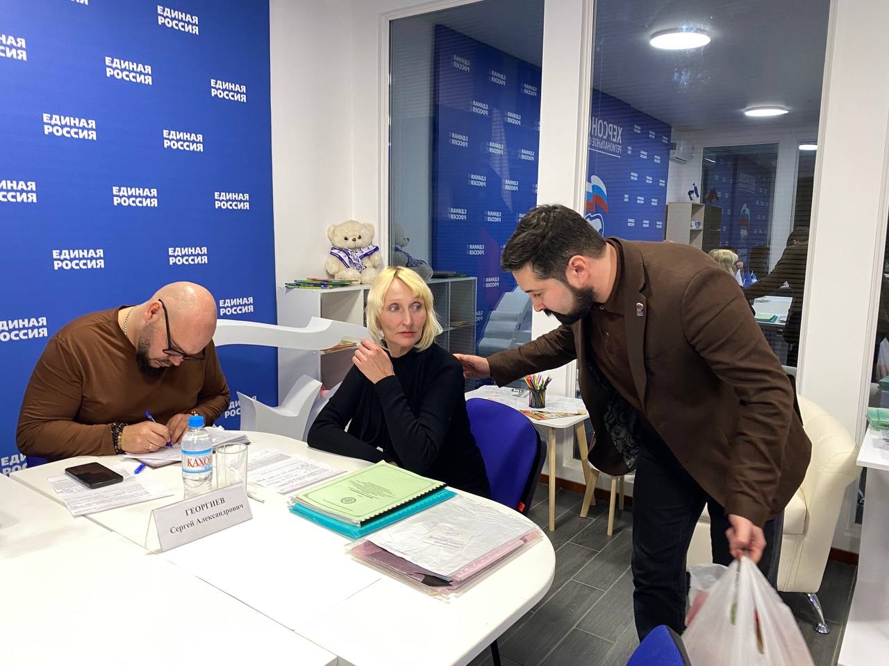 Больше всего в сфере здравоохранения жителей региона волнуют вопросы амбулаторного лечения и лекарственного обеспечения Больше всего в сфере здравоохранения жителей региона волнуют вопросы амбулаторного лечения и лекарственного обеспечения