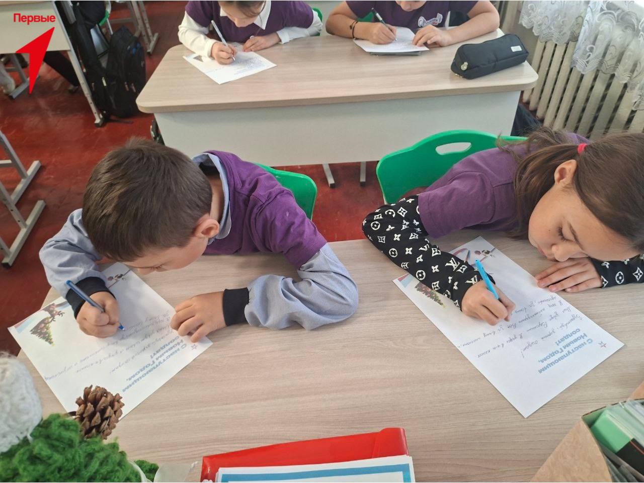 Первые Чаплинской школы № 1 присоединились к акции «Письмо солдату» Первые Чаплинской школы № 1 присоединились к акции «Письмо солдату»