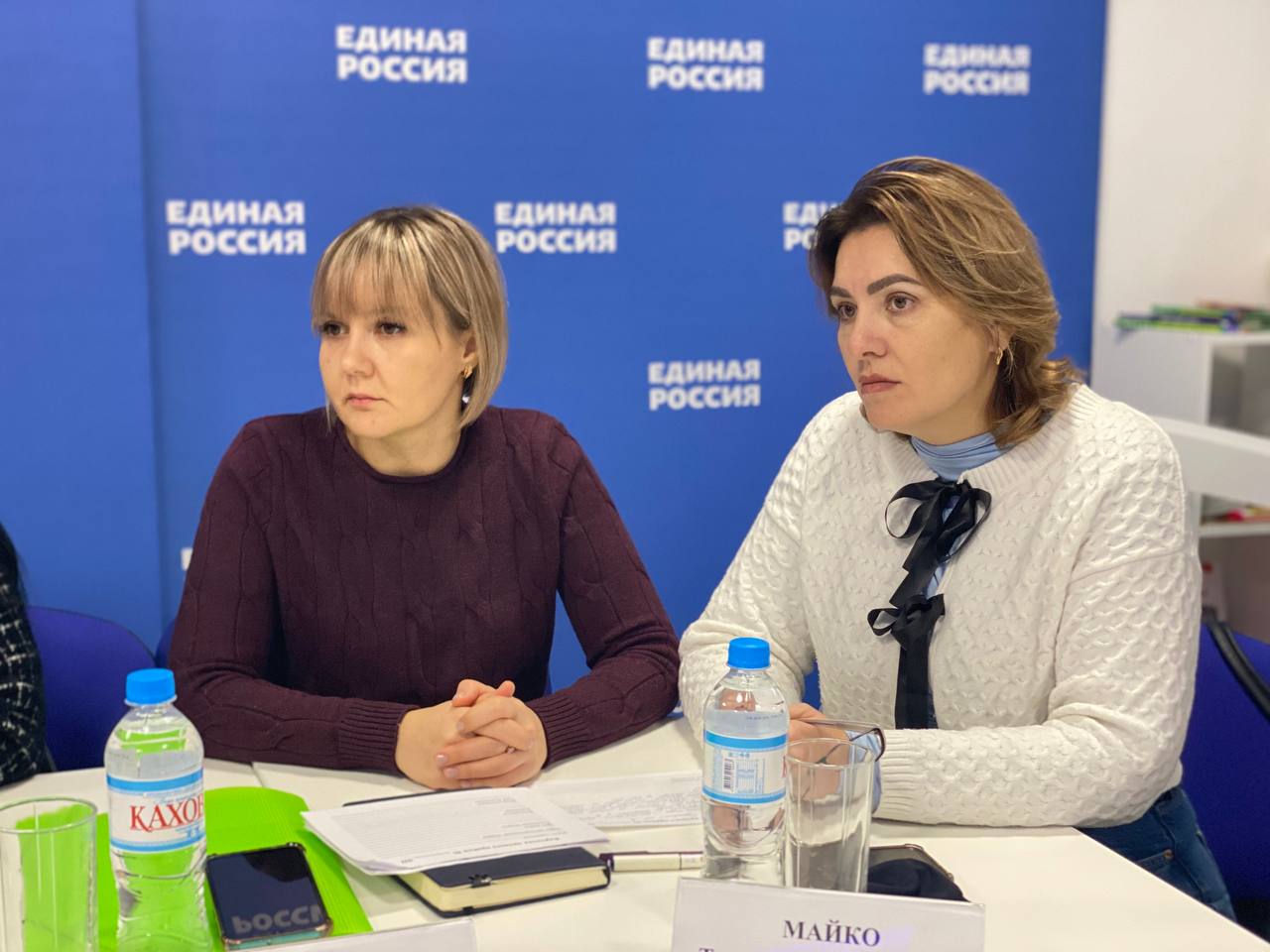 Больше 300 обращений рассмотрели депутаты, представители органов власти и специалисты в ходе Декады приемов граждан «Единой России» Больше 300 обращений рассмотрели депутаты, представители органов власти и специалисты в ходе Декады приемов граждан «Единой России»