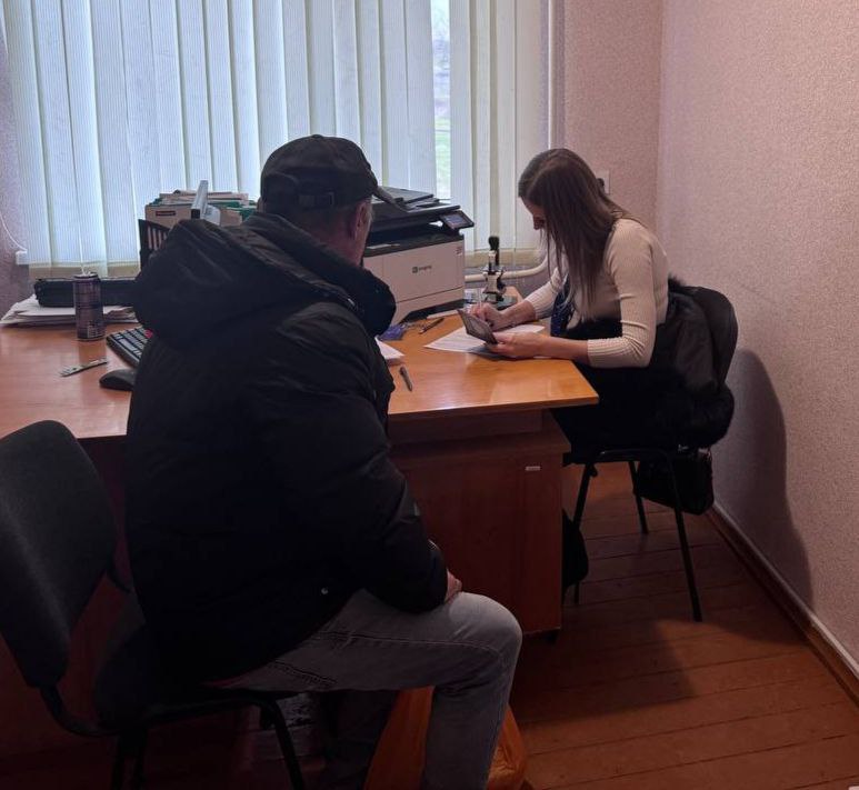 Пенсионерам Дмитровского территориального отдела помогли в оформлении банковских карт Пенсионерам Дмитровского территориального отдела помогли в оформлении банковских карт