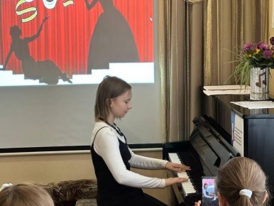 В Новоалексеевке состоялся концерт «Традиция домашнего музицирования»