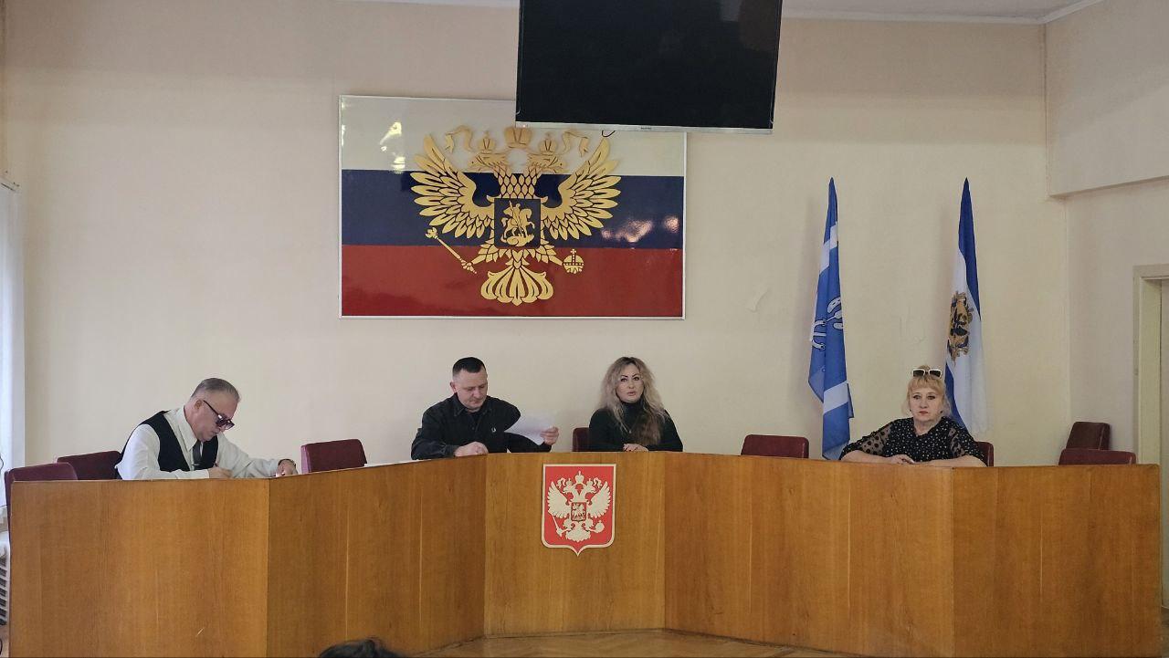 В Скадовском округе обсудили вопросы профилактики школьных прогулов и неаттестации учащихся В Скадовском округе обсудили вопросы профилактики школьных прогулов и неаттестации учащихся