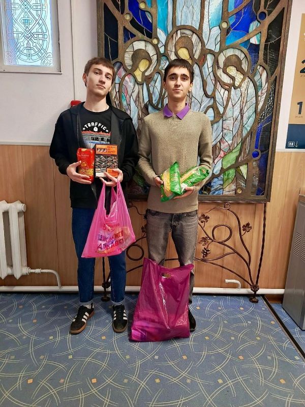Воронежский вуз доставил гуманитарную помощь в Константиновку Херсонской области Воронежский вуз доставил гуманитарную помощь в Константиновку Херсонской области