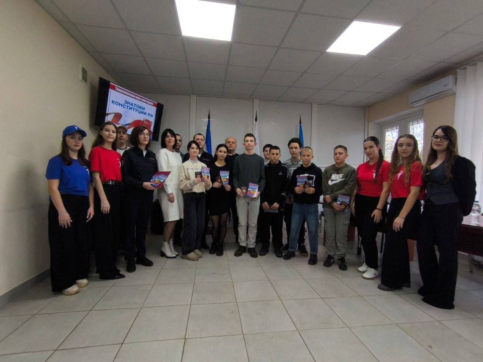 В Алешкинском округе состоялось торжественное вручение паспортов В Алешкинском округе состоялось торжественное вручение паспортов