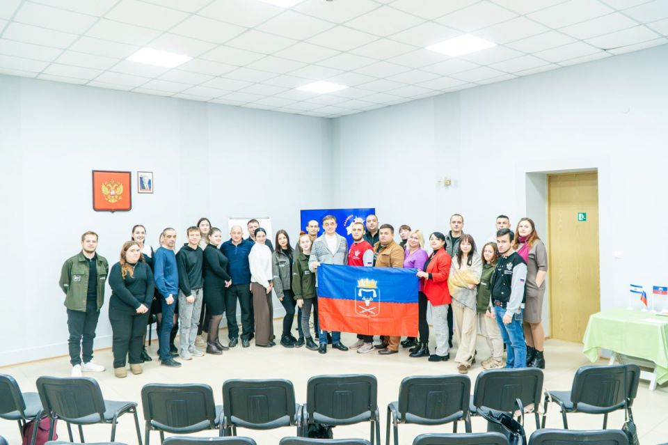Межмуниципальный молодёжный форум «Маяки Каховки» Межмуниципальный молодёжный форум «Маяки Каховки»
