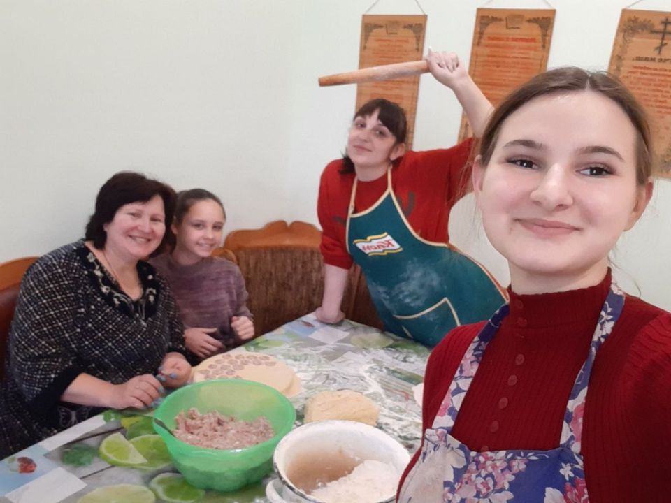 Семейную тайну раскрыла смерть родителей: Женщина подняла 14 детей, а сейчас поднимает родное село Семейную тайну раскрыла смерть родителей: Женщина подняла 14 детей, а сейчас поднимает родное село