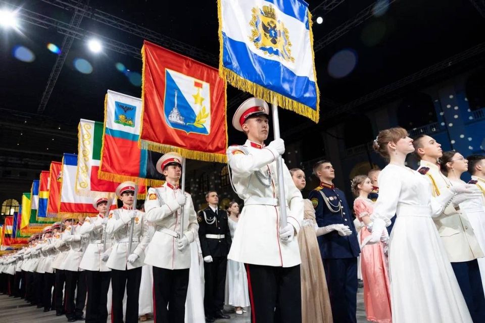 Александр Дудка: Кадеты Скадовска представили регион на Международном Кремлёвском балу в Москве Александр Дудка: Кадеты Скадовска представили регион на Международном Кремлёвском балу в Москве