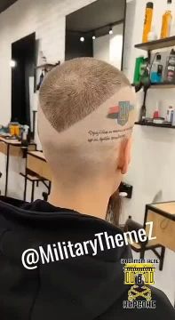 Если не знаете, как выглядит откровенный кретин — вот, можете полюбоваться