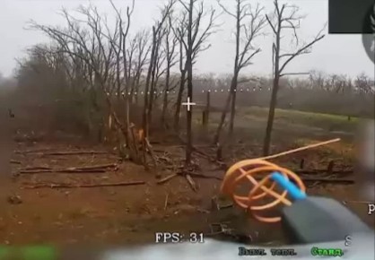 Выкинуть нацистское приветствие — последнее, что успел сделать ВСУшник перед прилётом по нему дрона ВС РФ