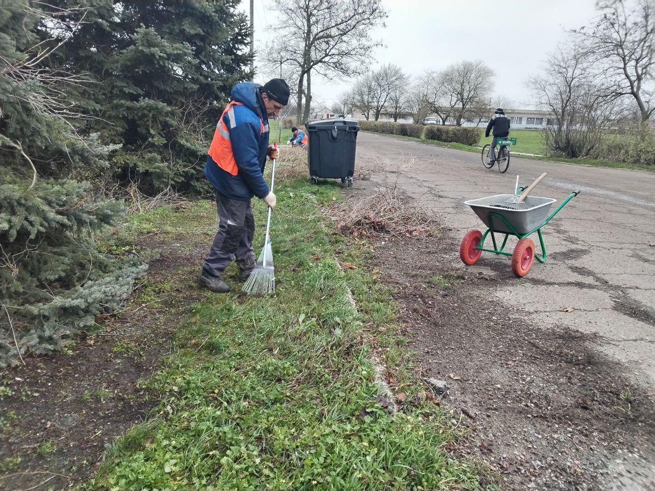 Коммунальщики Тавричанского участка поделились своими достижениями за прошедшую неделю: Коммунальщики Тавричанского участка поделились своими достижениями за прошедшую неделю:
