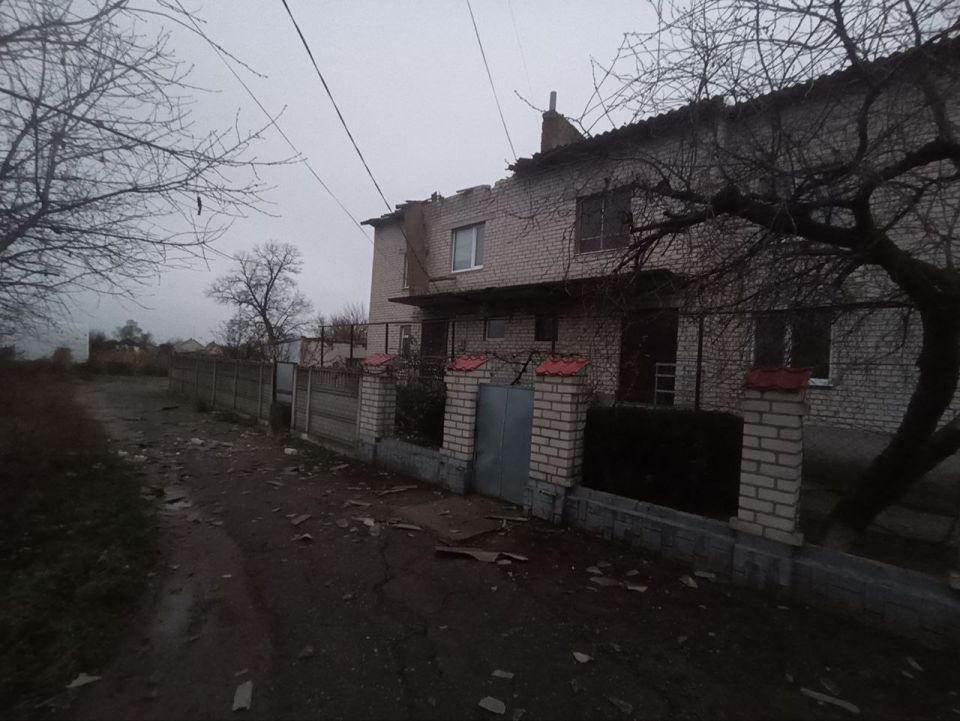 За неделю по Алешкинскому округу нанесено почти 1300 ударов: есть погибшие и раненые За неделю по Алешкинскому округу нанесено почти 1300 ударов: есть погибшие и раненые