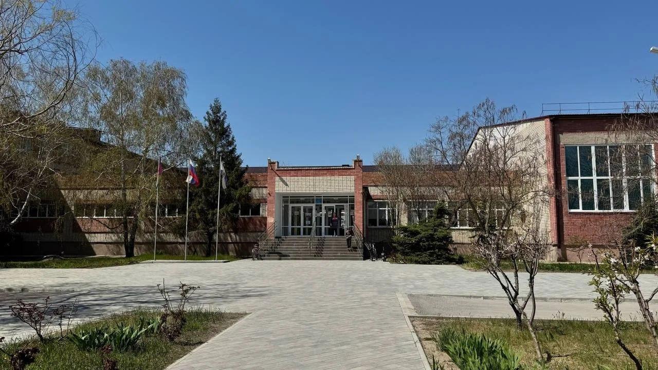 В 2025 году благодаря шефской помощи Краснодарского края 3 школы открыли свои двери ученикам В 2025 году благодаря шефской помощи Краснодарского края 3 школы открыли свои двери ученикам