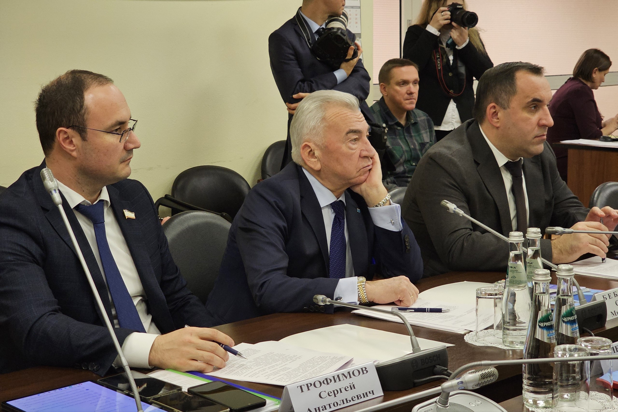 Владимир Константинов: На заседании Комиссии Совета законодателей России по интеграции новых субъектов РФ в правовую систему Российской Федерации обсудили ряд важных для жителей Донбасса, Запорожской и Херсонской областей... Владимир Константинов: На заседании Комиссии Совета законодателей России по интеграции новых субъектов РФ в правовую систему Российской Федерации обсудили ряд важных для жителей Донбасса, Запорожской и Херсонской областей...