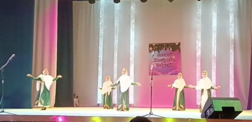 Танцевальные коллективы, представляющие Вольновский Дом Культуры, приняли участие в областном конкурсе "Зимний калейдоскоп искусств", который состоялся 14 декабря в городе Скадовск Танцевальные коллективы, представляющие Вольновский Дом Культуры, приняли участие в областном конкурсе "Зимний калейдоскоп искусств", который состоялся 14 декабря в городе Скадовск