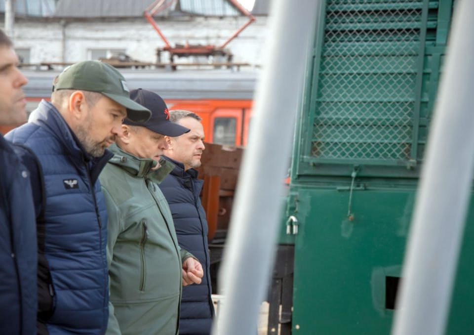 Андрей Никитин посетил Мелитополь-Херсонский филиал Железных дорог Новороссии Андрей Никитин посетил Мелитополь-Херсонский филиал Железных дорог Новороссии