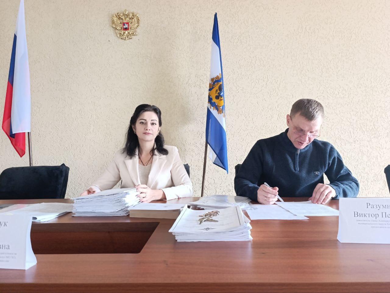 Состоялось плановое заседание комиссии по делам несовершеннолетних и защите их прав Генического округа Состоялось плановое заседание комиссии по делам несовершеннолетних и защите их прав Генического округа