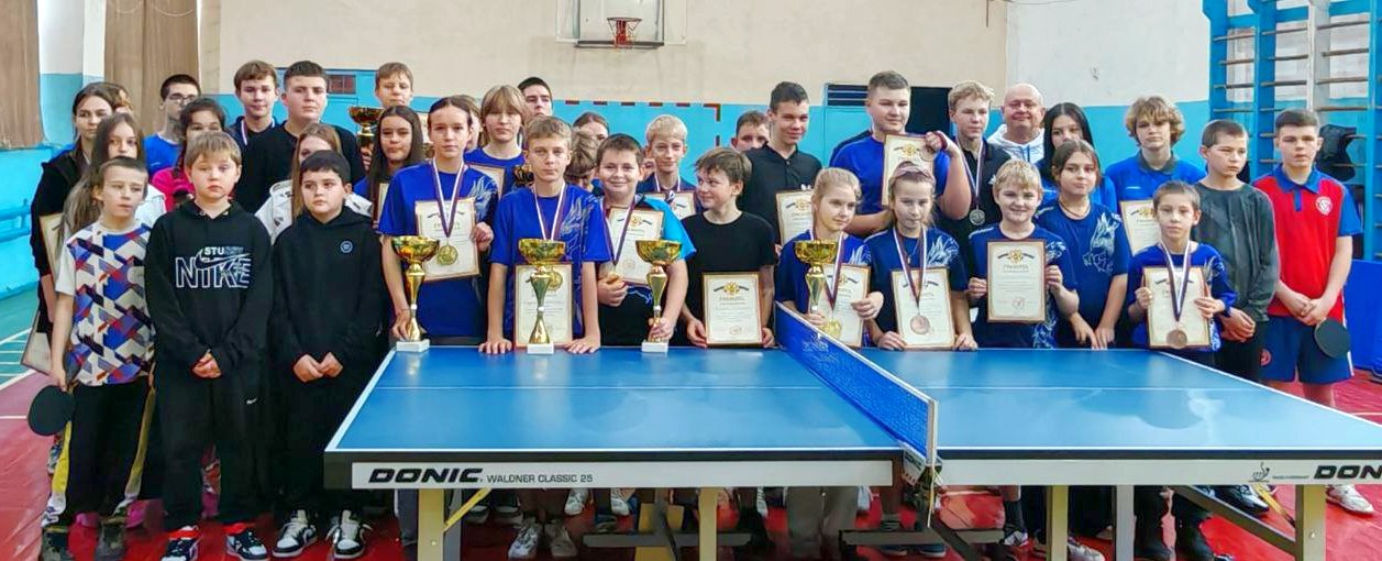 Золото Херсона: наши теннисисты задают тон Золото Херсона: наши теннисисты задают тон