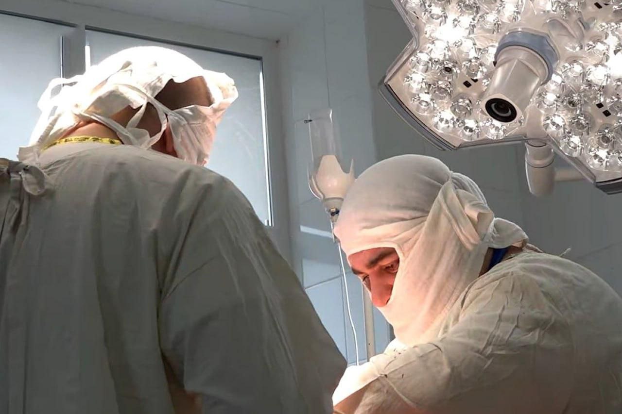 Глава Скадовского округа Александр Дудка сообщил об успехах в развитии здравоохранения региона, особенно отметив роль Центральной районной больницы, принимающей пациентов со всего округа Глава Скадовского округа Александр Дудка сообщил об успехах в развитии здравоохранения региона, особенно отметив роль Центральной районной больницы, принимающей пациентов со всего округа