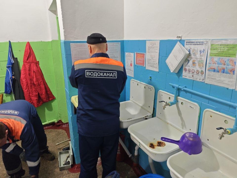 Рязанский водоканал отремонтировал канализацию в Чаплинской школе №1 Рязанский водоканал отремонтировал канализацию в Чаплинской школе №1