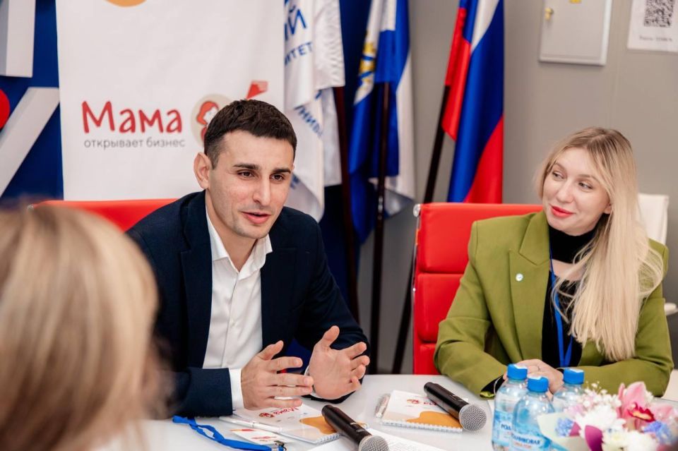 Первый день тренинга «Мама открывает бизнес» Первый день тренинга «Мама открывает бизнес»