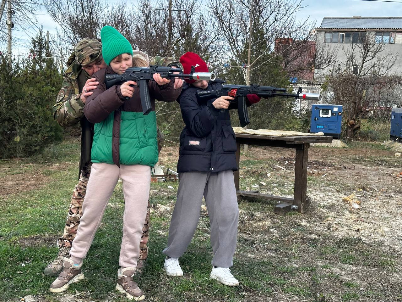 Кадеты и Юнармейцы Генического и Новотроицкого районов осваивают новые навыки Кадеты и Юнармейцы Генического и Новотроицкого районов осваивают новые навыки