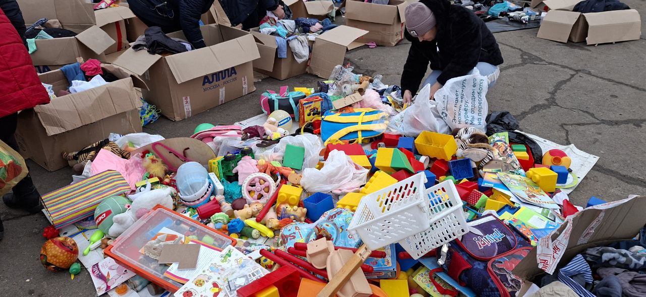 Добрые дела в нашем округе: благотворительная помощь доставлена в село Петровка Добрые дела в нашем округе: благотворительная помощь доставлена в село Петровка