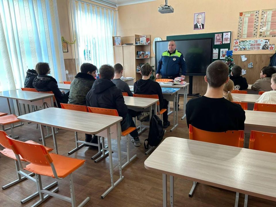 Скадовск: инструктаж по безопасности на зимних дорогах Скадовск: инструктаж по безопасности на зимних дорогах