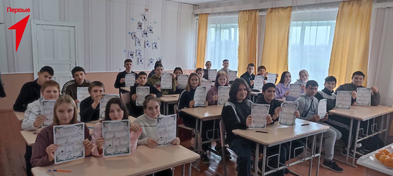 Первые Новопокровской школы провели «Душевную встречу» для учеников 8–9 классов Первые Новопокровской школы провели «Душевную встречу» для учеников 8–9 классов