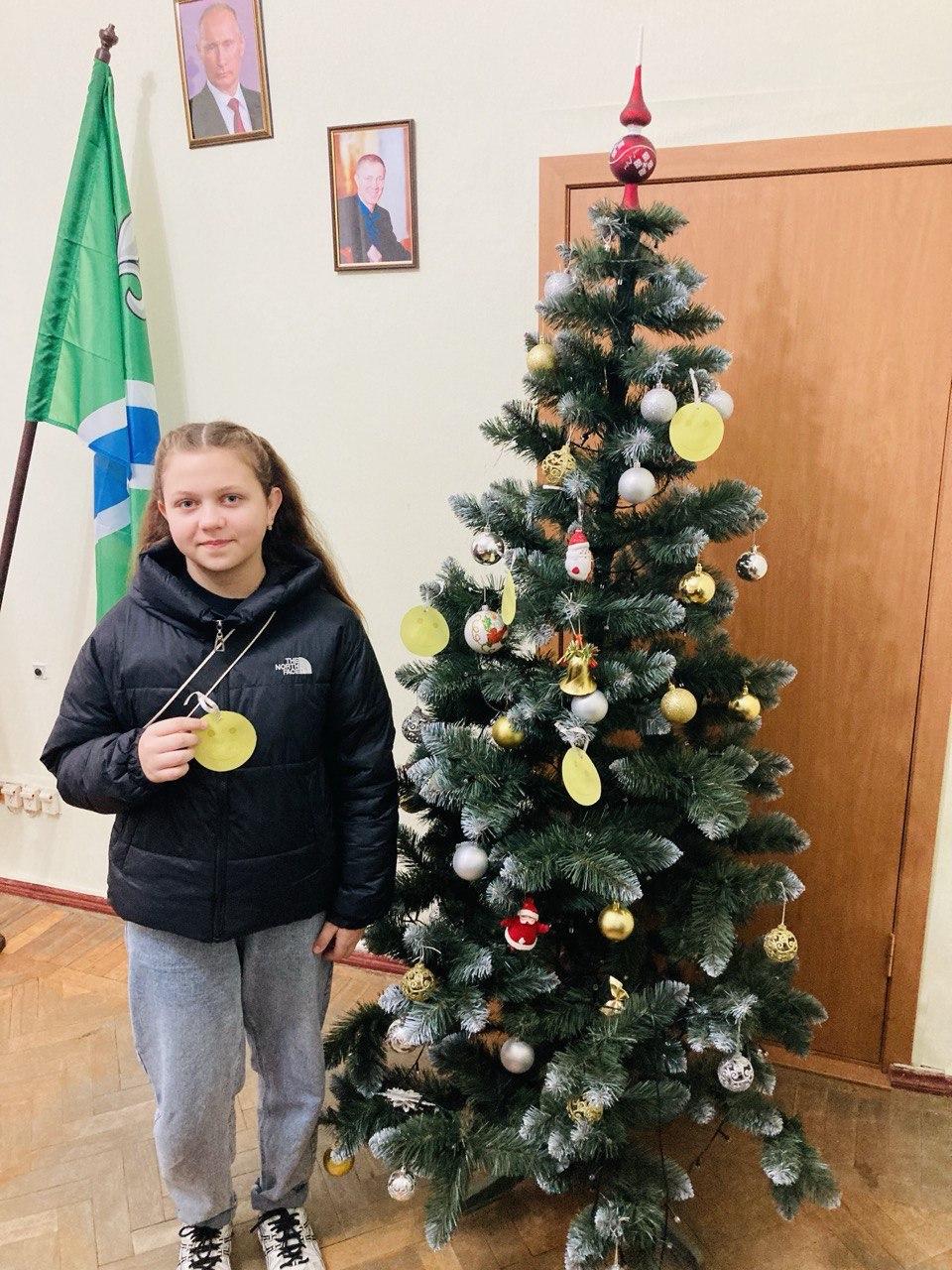 Шефы из Рязани исполнили мечту ребенка из Великой Лепетихи в рамках акции «Елка желаний» Шефы из Рязани исполнили мечту ребенка из Великой Лепетихи в рамках акции «Елка желаний»