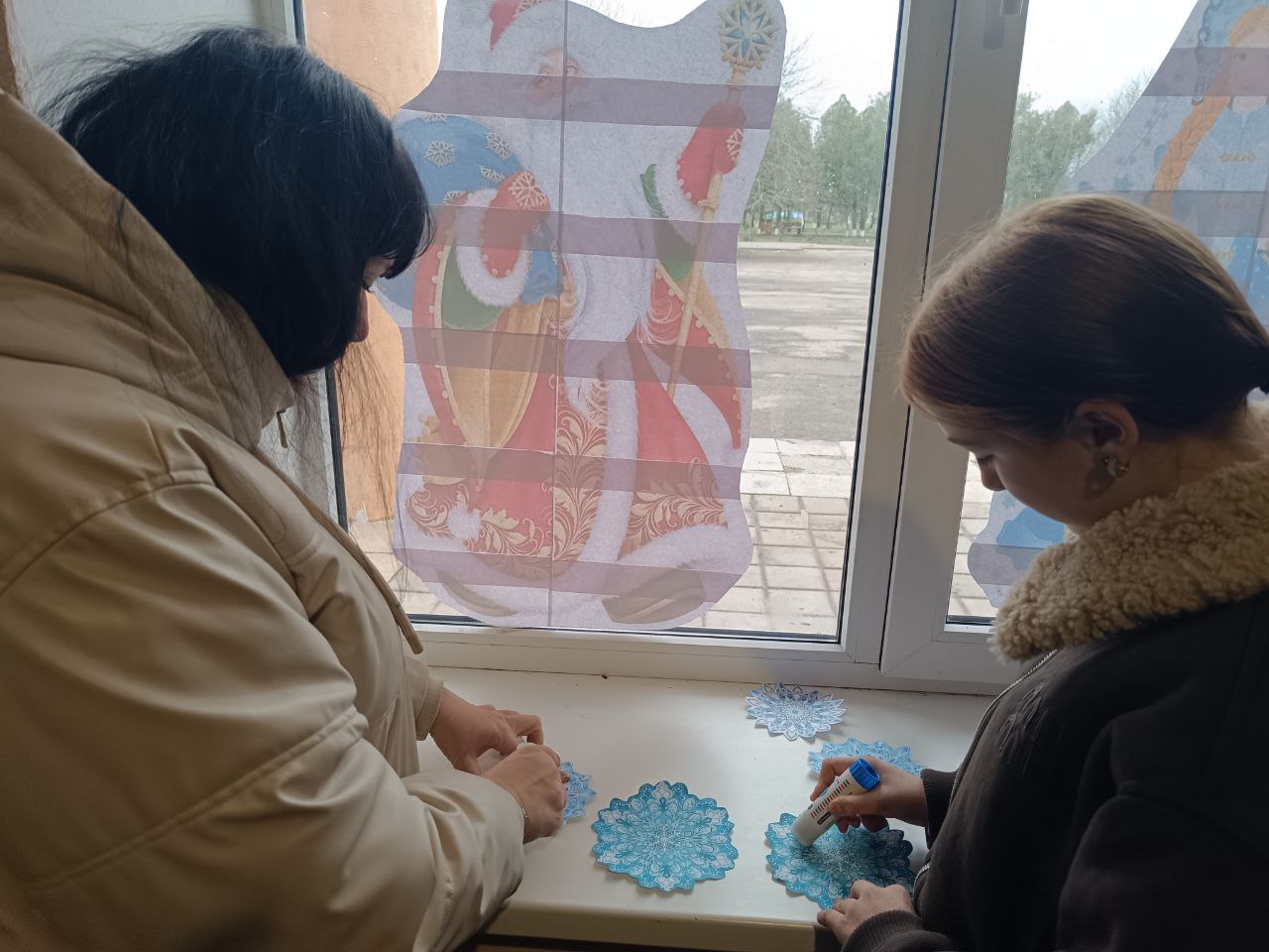 Приближение новогодних праздников всегда вызывает особенно яркое предвкушение у людей, которые с нетерпением ожидают этого зимнего чуда и верят в осуществление своих заветных мечтаний Приближение новогодних праздников всегда вызывает особенно яркое предвкушение у людей, которые с нетерпением ожидают этого зимнего чуда и верят в осуществление своих заветных мечтаний