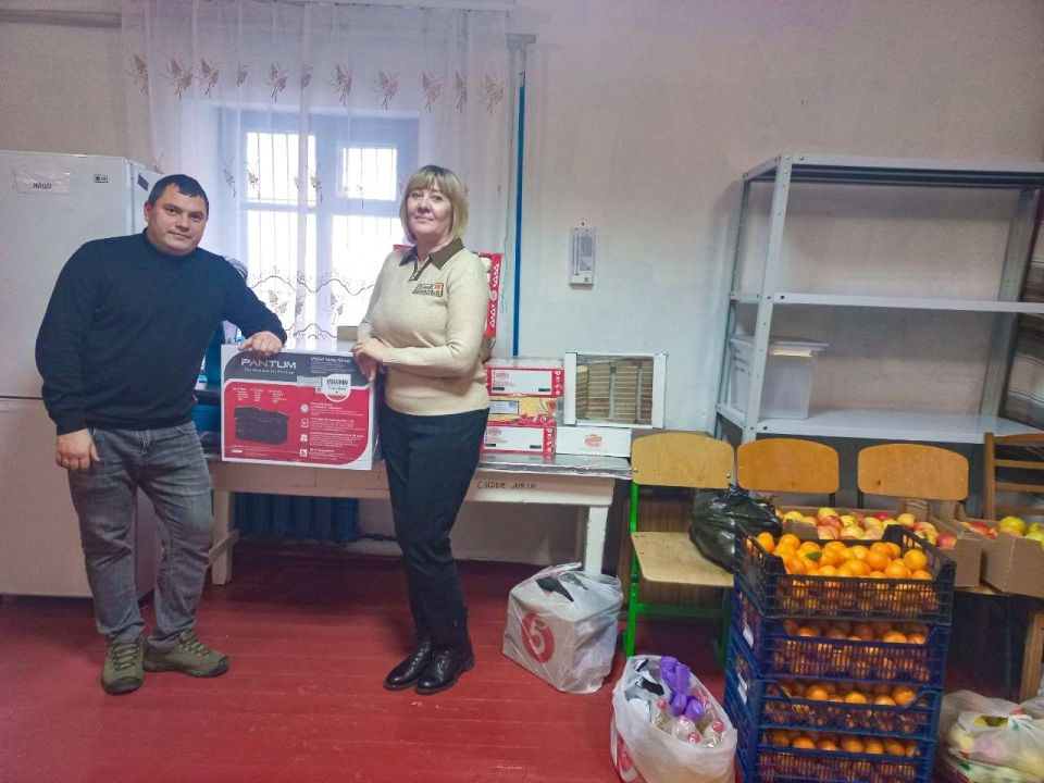 Шефскую помощь из Краснодарского края доставили в Геническ Шефскую помощь из Краснодарского края доставили в Геническ