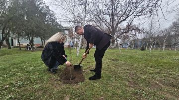 В селе Скадовского округа высадили «Сад памяти»