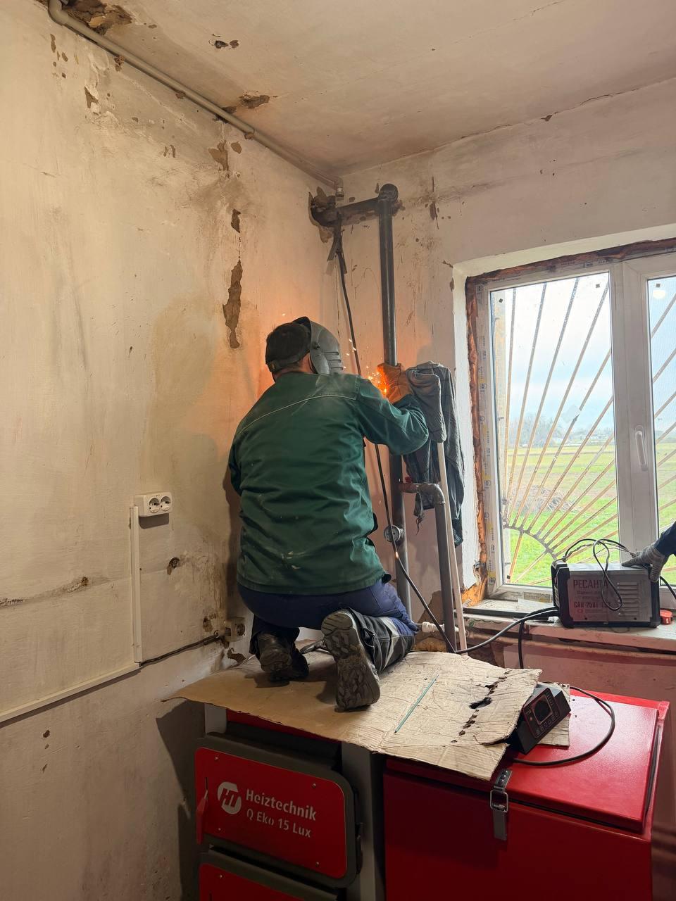 Рязанцы отремонтировали отопление в ФАПе посёлка Красная Поляна Рязанцы отремонтировали отопление в ФАПе посёлка Красная Поляна