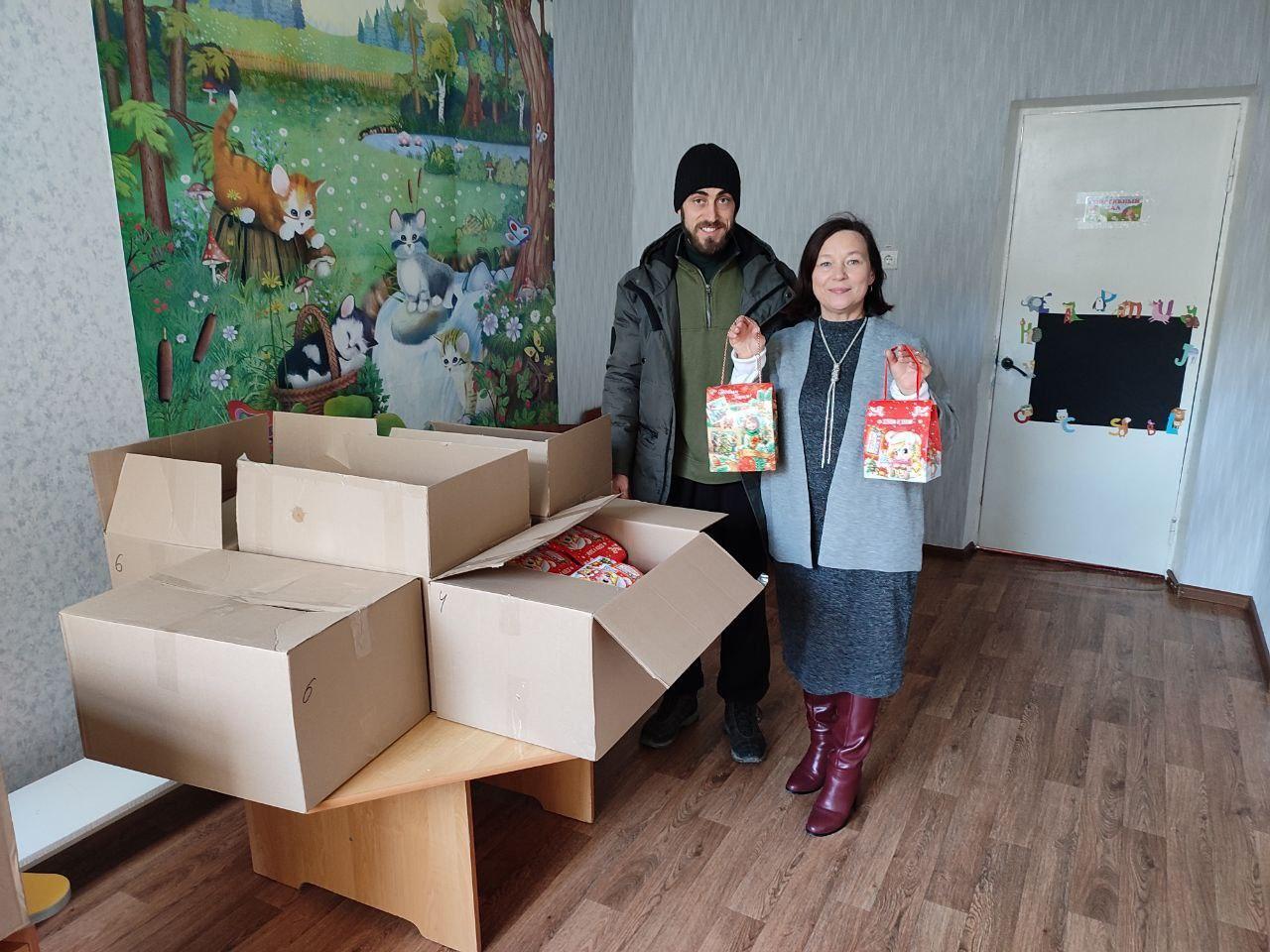 Подарки для детского сада к новогодним праздникам Подарки для детского сада к новогодним праздникам