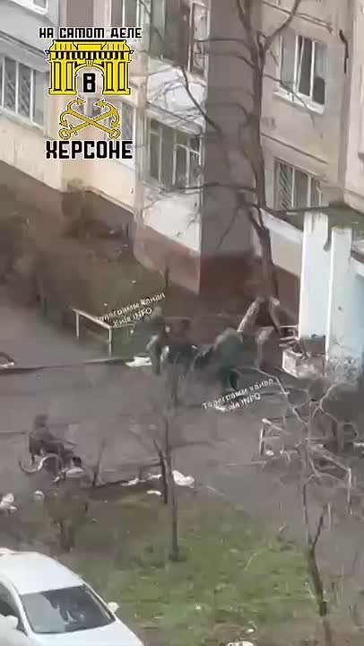 На Украине сотрудники ТЦК в Киеве предположительно убили мужчину при попытке насильно доставить в автобус